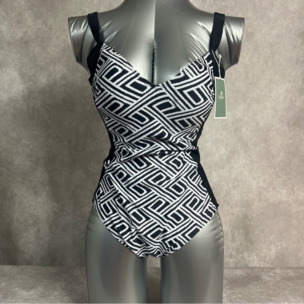Stylish Black and White Women Swim One Piece